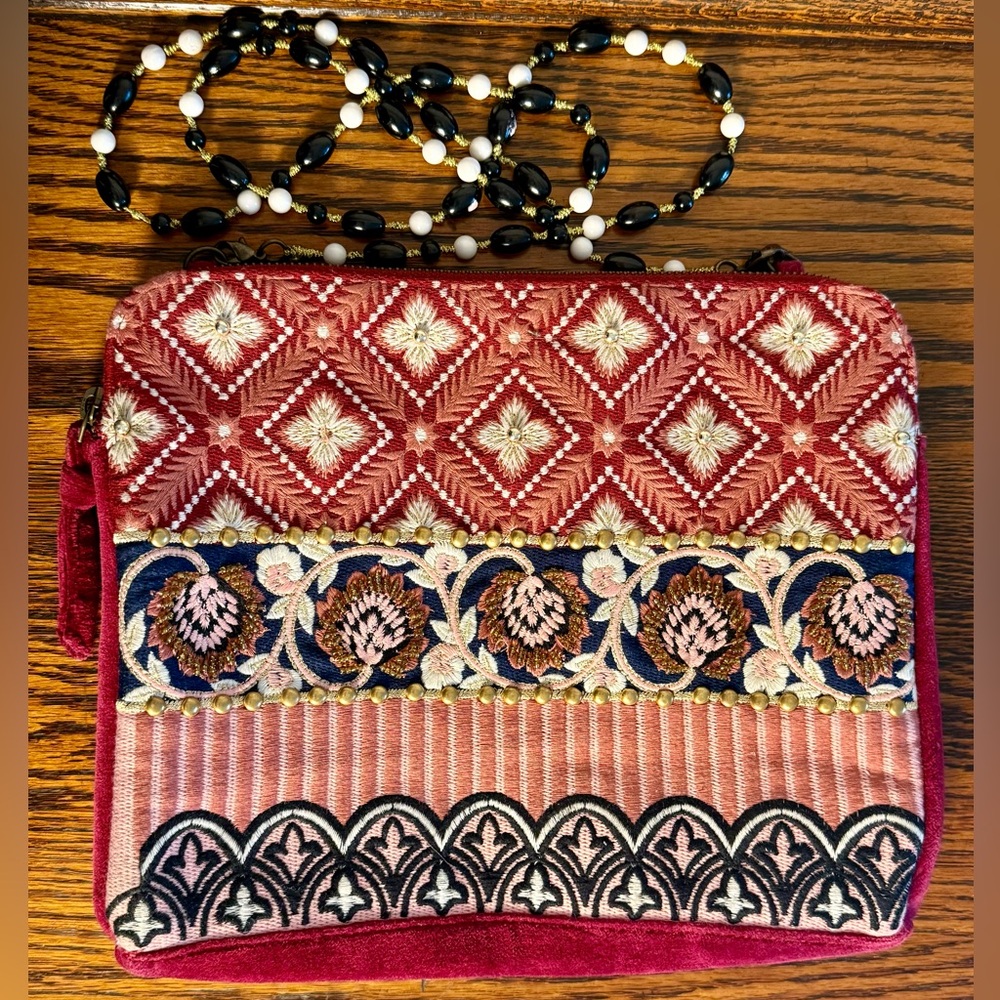 Anthropologie Boho Deanna Embroidered & Beaded Embellished Crossbody Bag - Picture 6 of 9